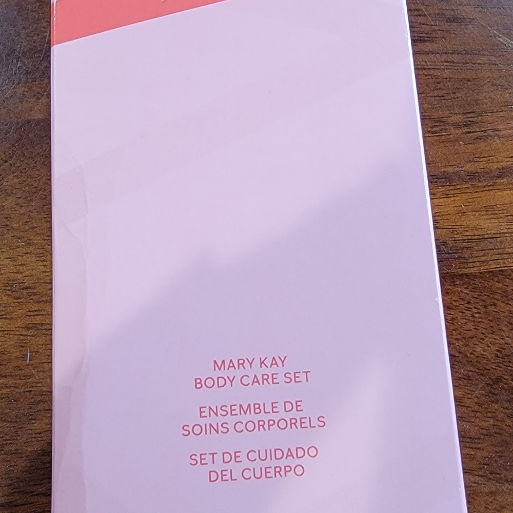 Limited Edition Sparkling Cherry Body Care Set